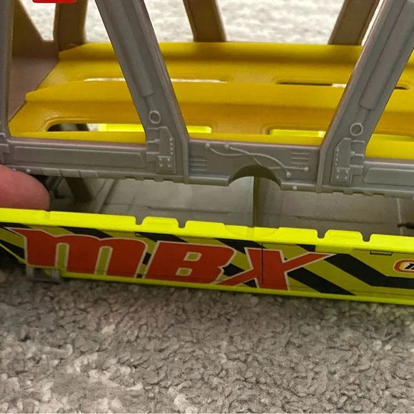 Matchbox Mattel MBX Transporter hauler with cars plastic - Picture 8 of 9